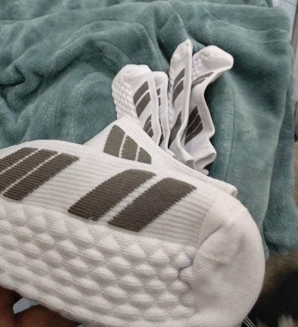 Amelia Frost's review image